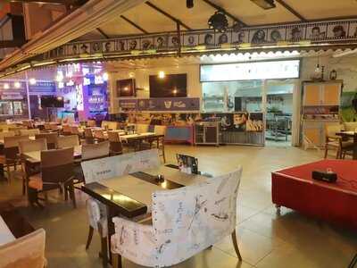 Moonlight Restaurant & Bar