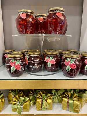 Five O'clock Patisserie