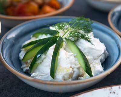 Yekta Cihangir Yeni Nesil Meyhane