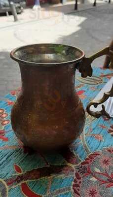 Empire Caffe & Restorant