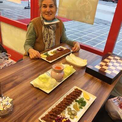 Babacan Çiğ Köfte Aydınlıkevler