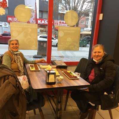 Babacan Çiğ Köfte Aydınlıkevler