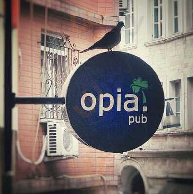 Opia Pub