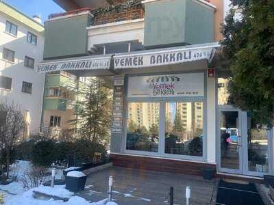 Eflatun Yemek Bakkali