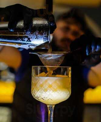 Corner No:14 Bistro Pub