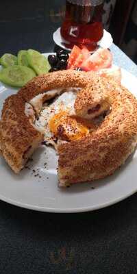 Kadıköy Çakmak Breakfast & Cafe