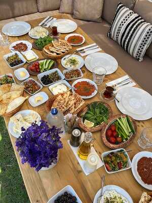 Mükellef Gümüşlük