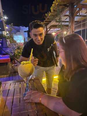 Sushi Tushi Sushi Bar