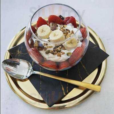 Chefmade Chocolatier & Coffee House