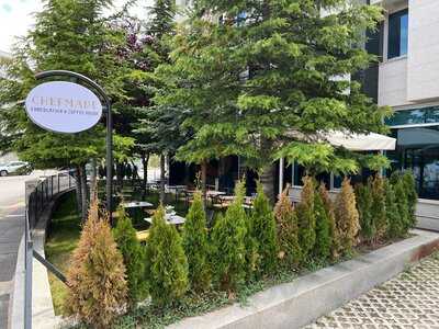 Chefmade Chocolatier & Coffee House