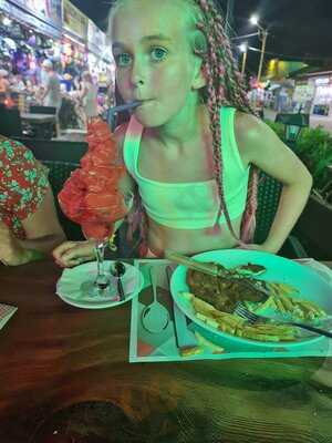 Adams Restaurant Bar