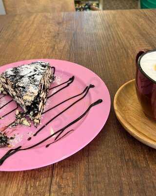 Beirut Sarayi.....happiness Is Homemade