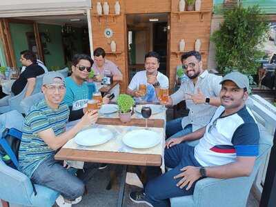 Kâki Umbrella Restaurant