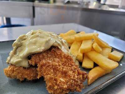 Via Restaurant Cafe & Bar