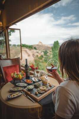 The Menu Cafe & Restaurant