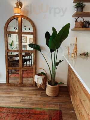 Farmyard Yeldeğirmeni