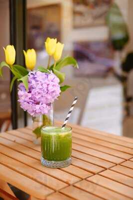 Farmyard Yeldeğirmeni