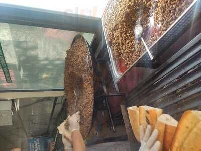 Meşhur Kavurmacı Suat Usta