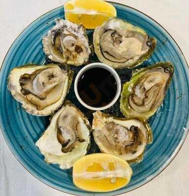 Oldharbour Kumkapı Fish & More