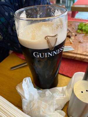 The Rounders Bar & Restaurant