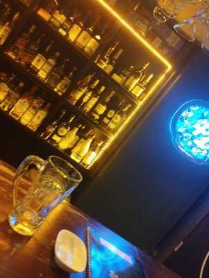 The Rounders Bar & Restaurant