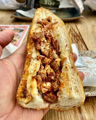 Kuzuguncuk Kelle Söğüş Ve Kokoreç