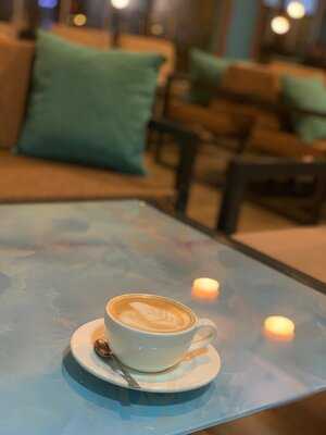 Coffee Paradise Bistro