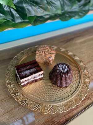 Coffee Paradise Bistro