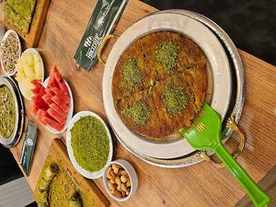 Hacızade Kunefe Katmer