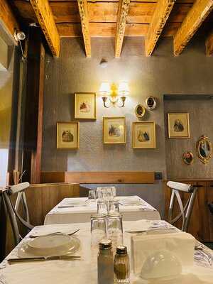 Meyhane Rumeli Asmalımescit