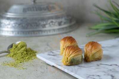 Güllüoğlu Acrloft