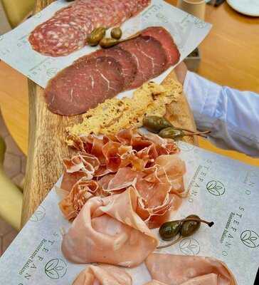 Stefano By İsmet Saz