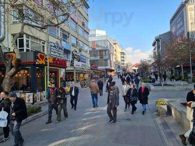 Sr DÖner Sakarya Cad 2 Şubesi