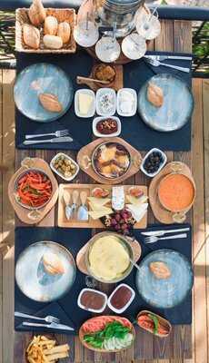 Payan Steakhouse & Breakfast