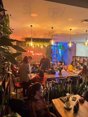 Ipekten Art Cafe Sahne