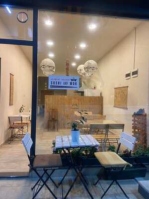 Jasmine Dragon Sushi And Wok