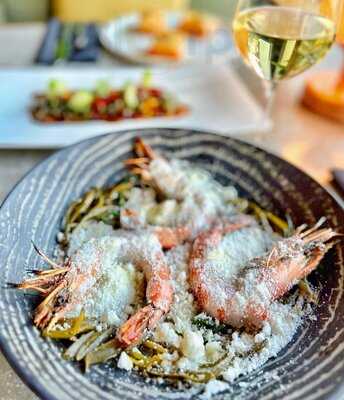 Stefano By İsmet Saz