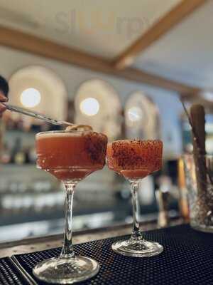 Stefano By İsmet Saz