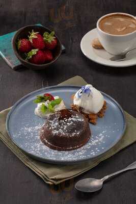 Le Miel Restaurant & Lounge