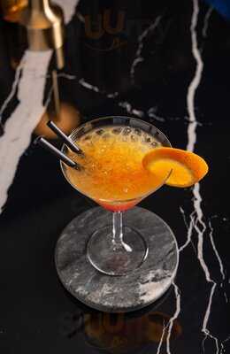 Le Miel Restaurant & Lounge