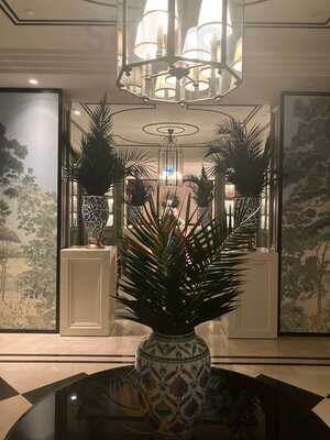 Akdeniz By Esra Muslu