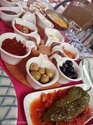 Begonvil Plus Gözleme & Van Kahvaltısı