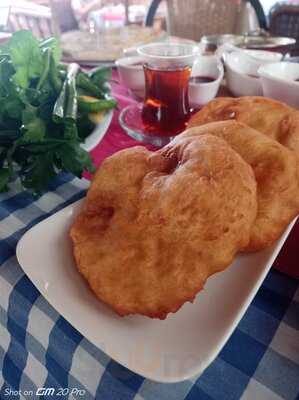 Begonvil Plus Gözleme & Van Kahvaltısı