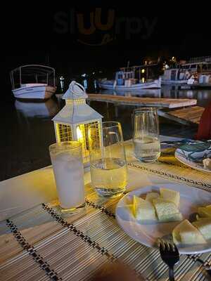 Apollo Beach & Lounge