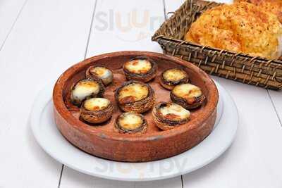 Mustafa Chef Cafe & Restoran