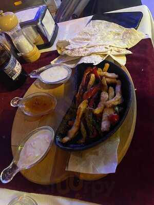 Goodies Restaurant & Bar