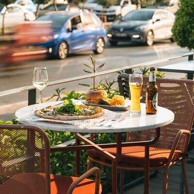 Shakespeare Bistro Barida