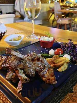 Engin Restaurant Cafe Bistro