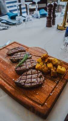 Four Table Steak House