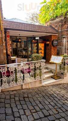 Four Table Steak House